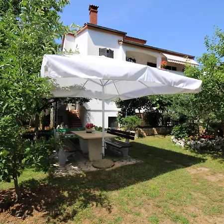 Apartment Sabina *