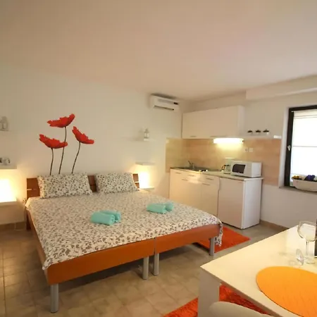 Sabina Apartment *